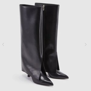 Sleek Black Heeled Boots for Women
